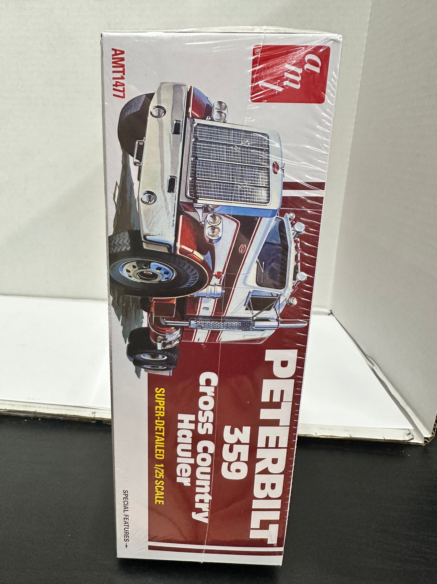 AMT #1477M 1/25 Scale Peterbilt 359 Cross Country Hauler Updated Kit 2025 Sealed