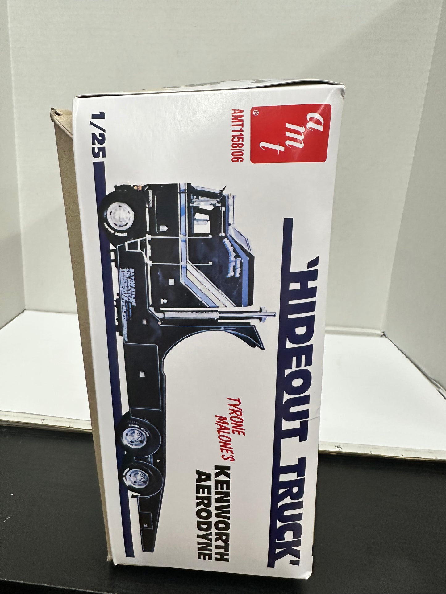 1:25 AMT Tyrone Malone's Hideout Truck Kenworth Model Kit - Unbuilt Open Box