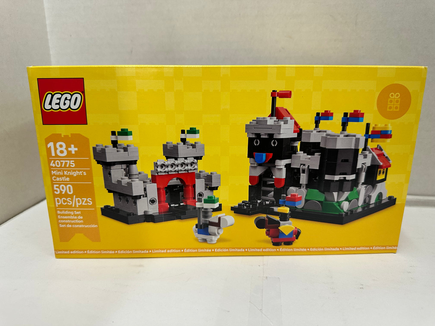 LEGO 40775 Mini Knight’s Castle Limited Edition New