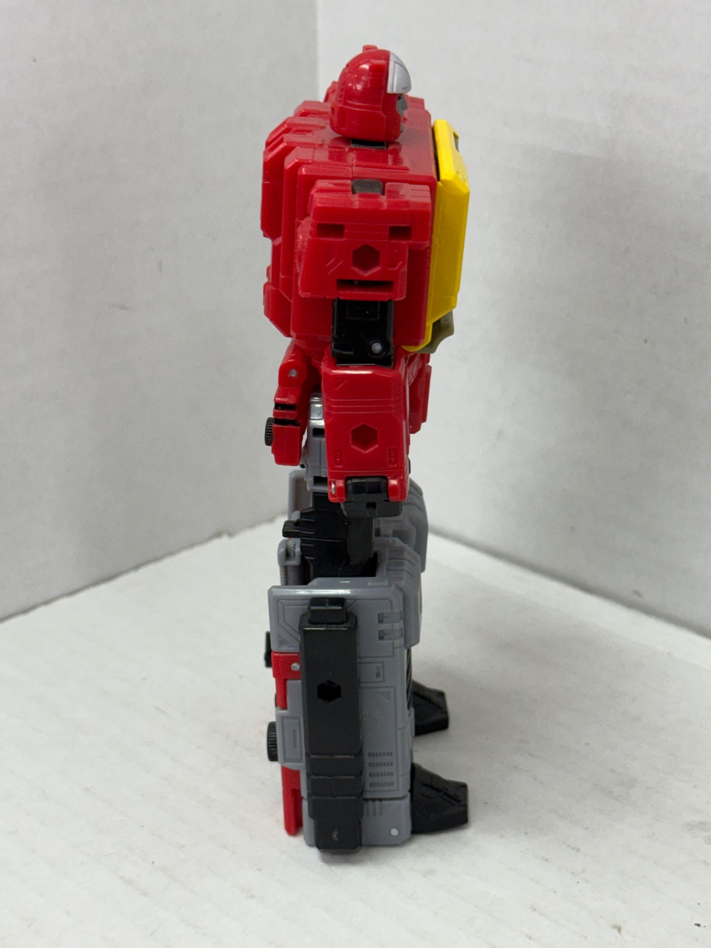 Transformers Autobot Blaster and Eject Complete Legacy Voyager Class #1