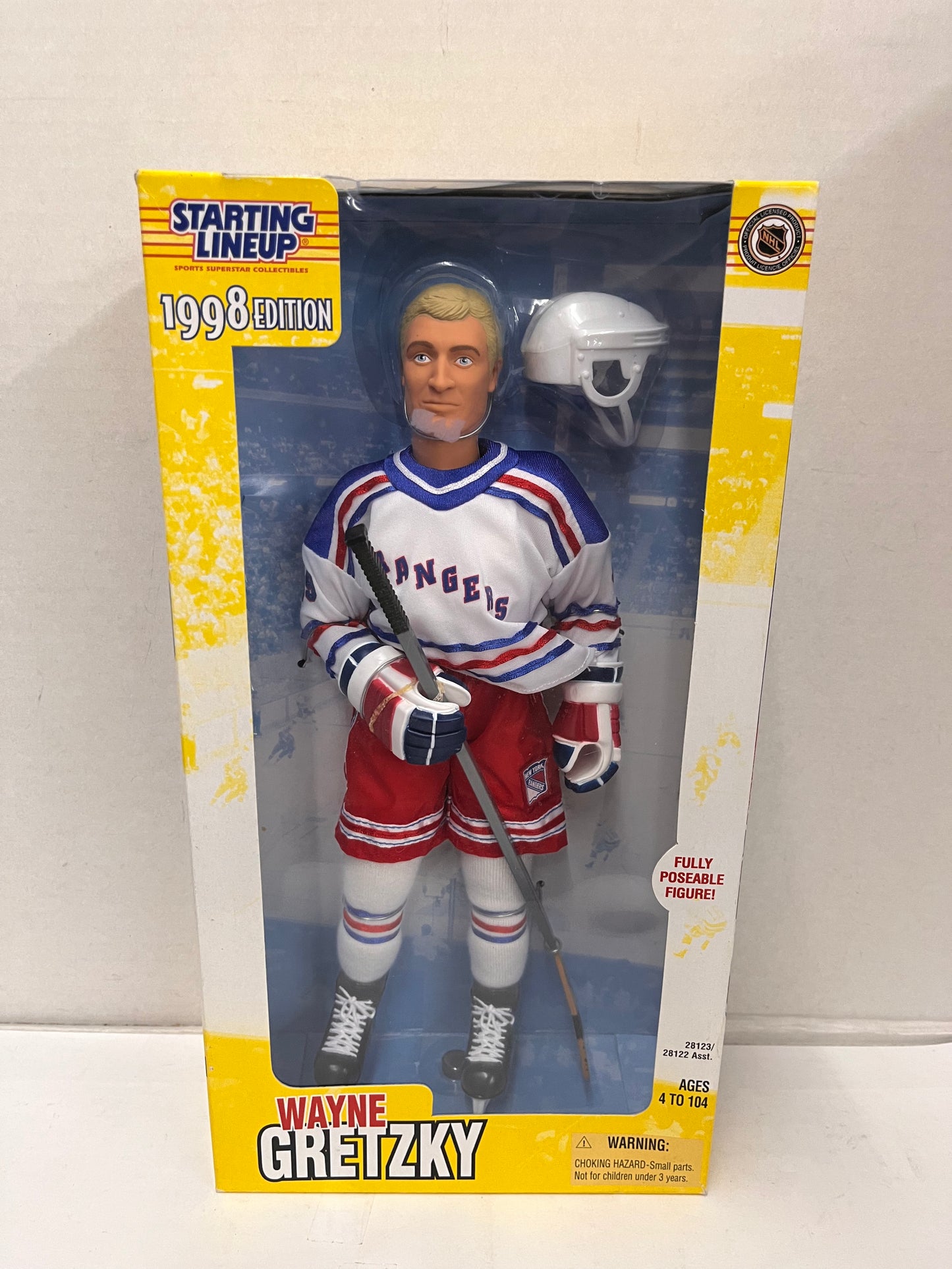 1998 Starting Lineup Wayne Gretzky 12" NHL Poseable Action Figure Sealed Rangers