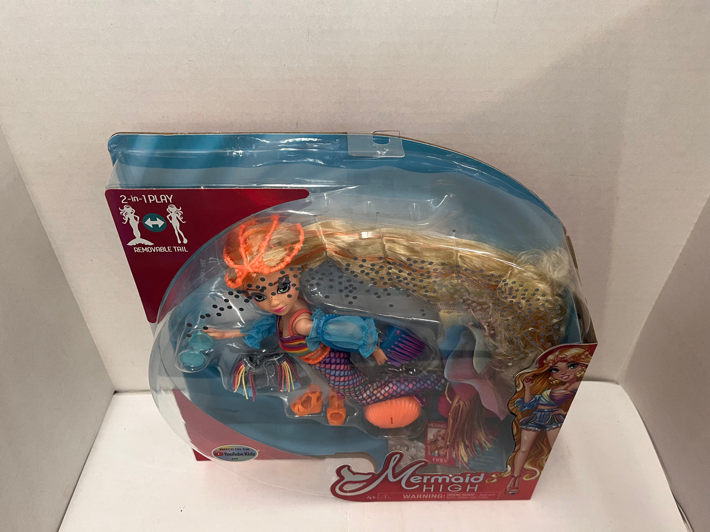 Mermaid High Finly Deluxe Mermaid Doll & Accessories with Removable Tail Doll