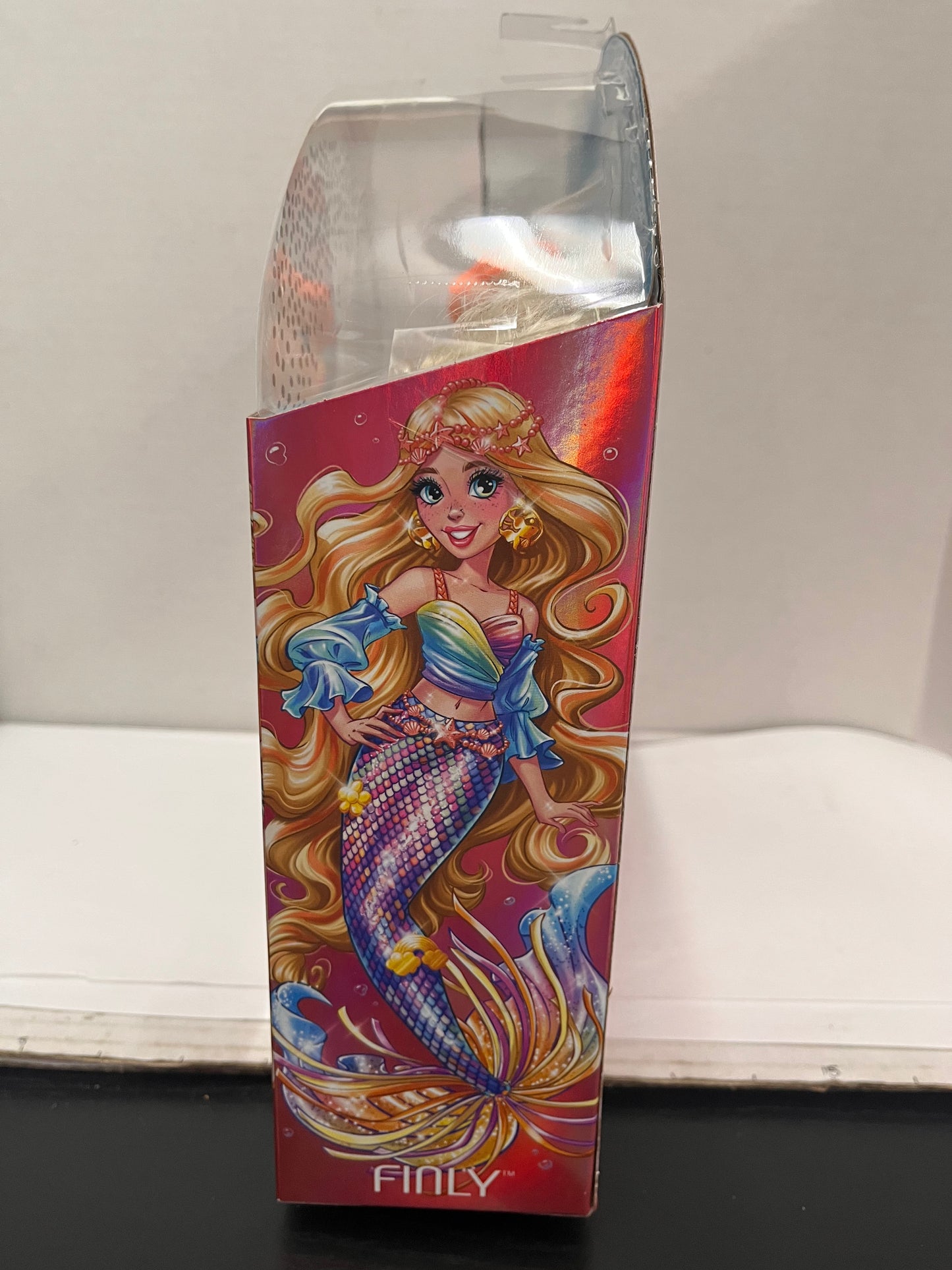 Mermaid High Finly Deluxe Mermaid Doll & Accessories with Removable Tail Doll