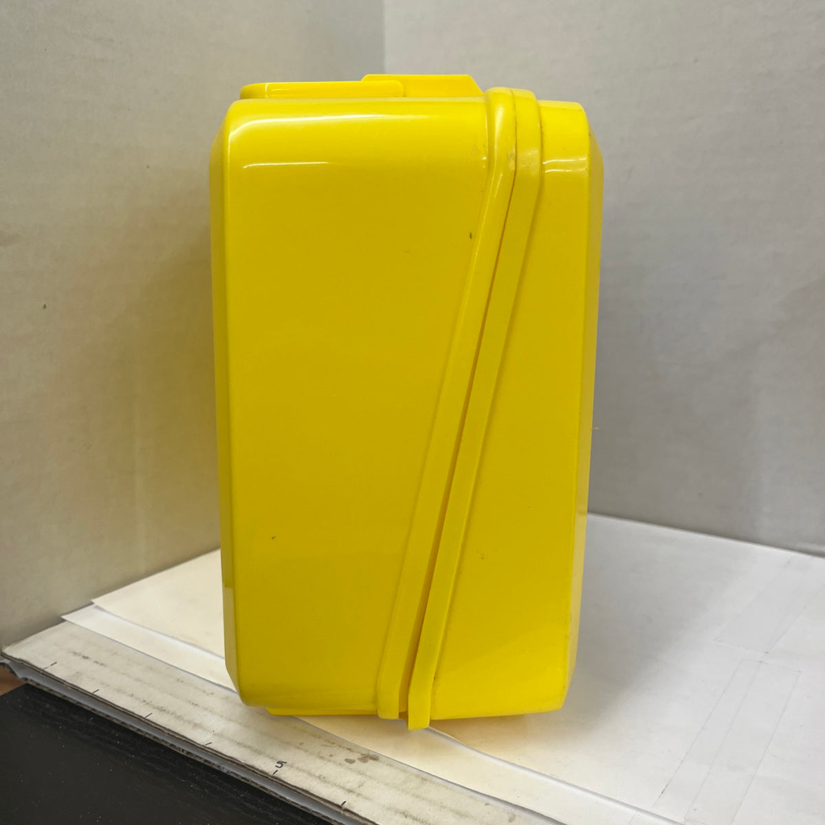 Vintage 1986 Aladdin Lunchbox Thermos Set Popples Yellow Plastic