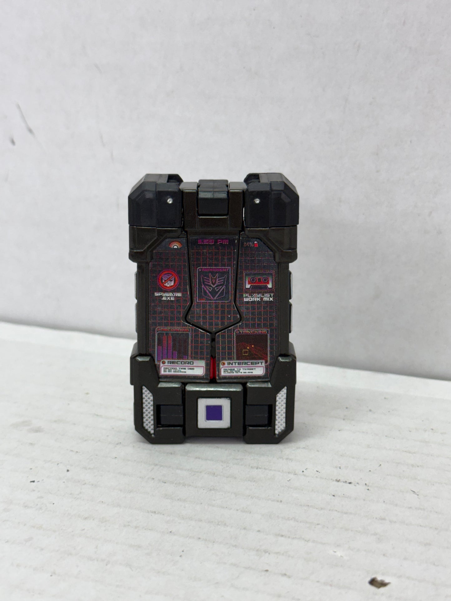 Laserbeak Complete Legends Generations - Titans Return Transformers #2