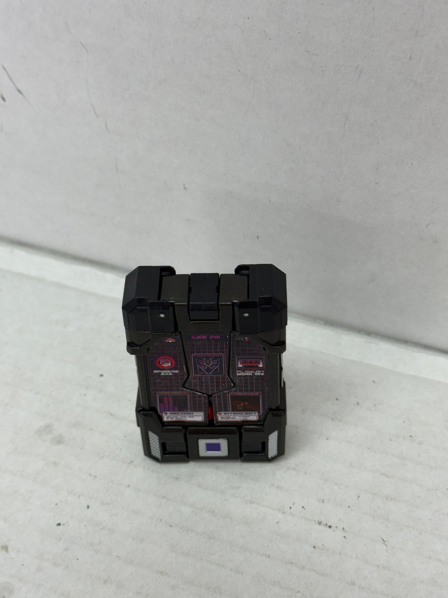 Laserbeak Complete Legends Generations - Titans Return Transformers #2