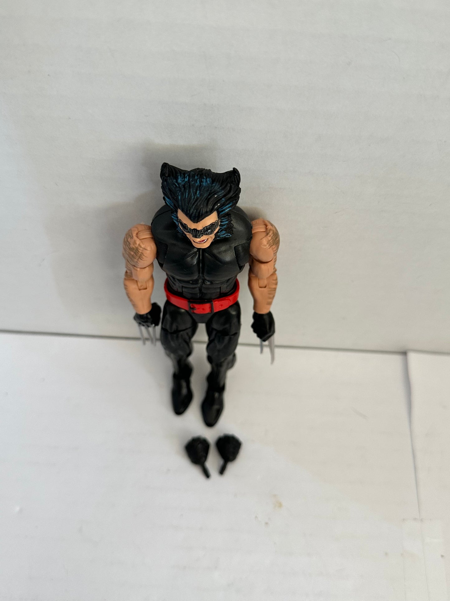 Marvel Legends Marvel 80th Anniversary Retro Card Wolverine Patch Figure