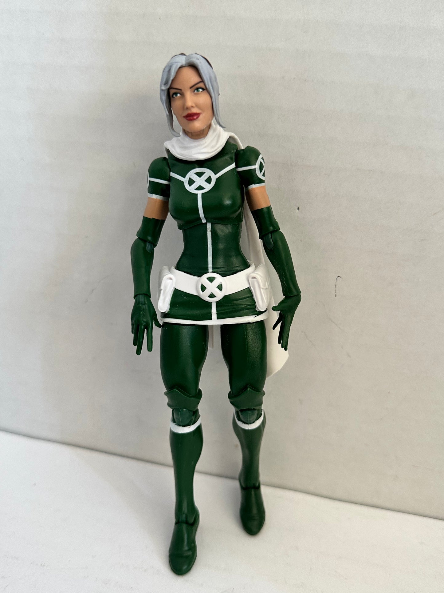 Hasbro Marvel Legends X-Men Rogue from "Pyro 2 Pack" Loose Action Figure
