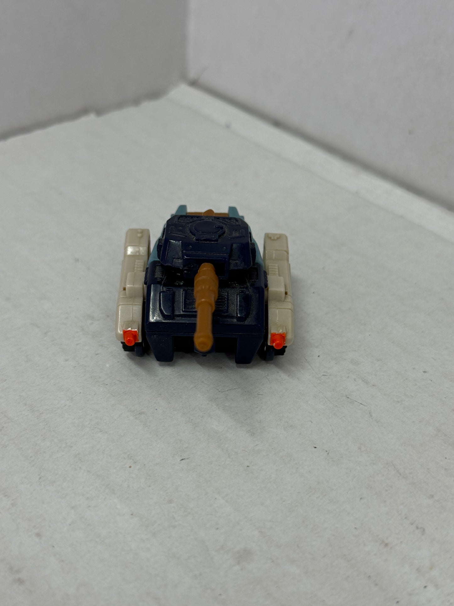 Transformers Crumplezone Complete Mini Con For Armada Cyclonus #1