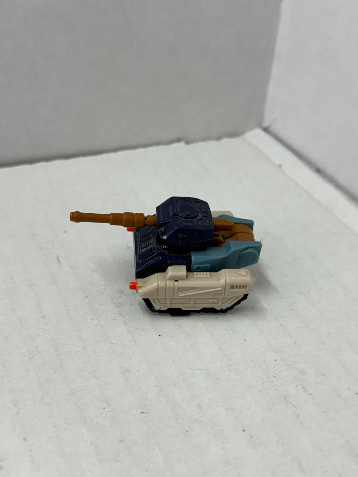 Transformers Crumplezone Complete Mini Con For Armada Cyclonus #1