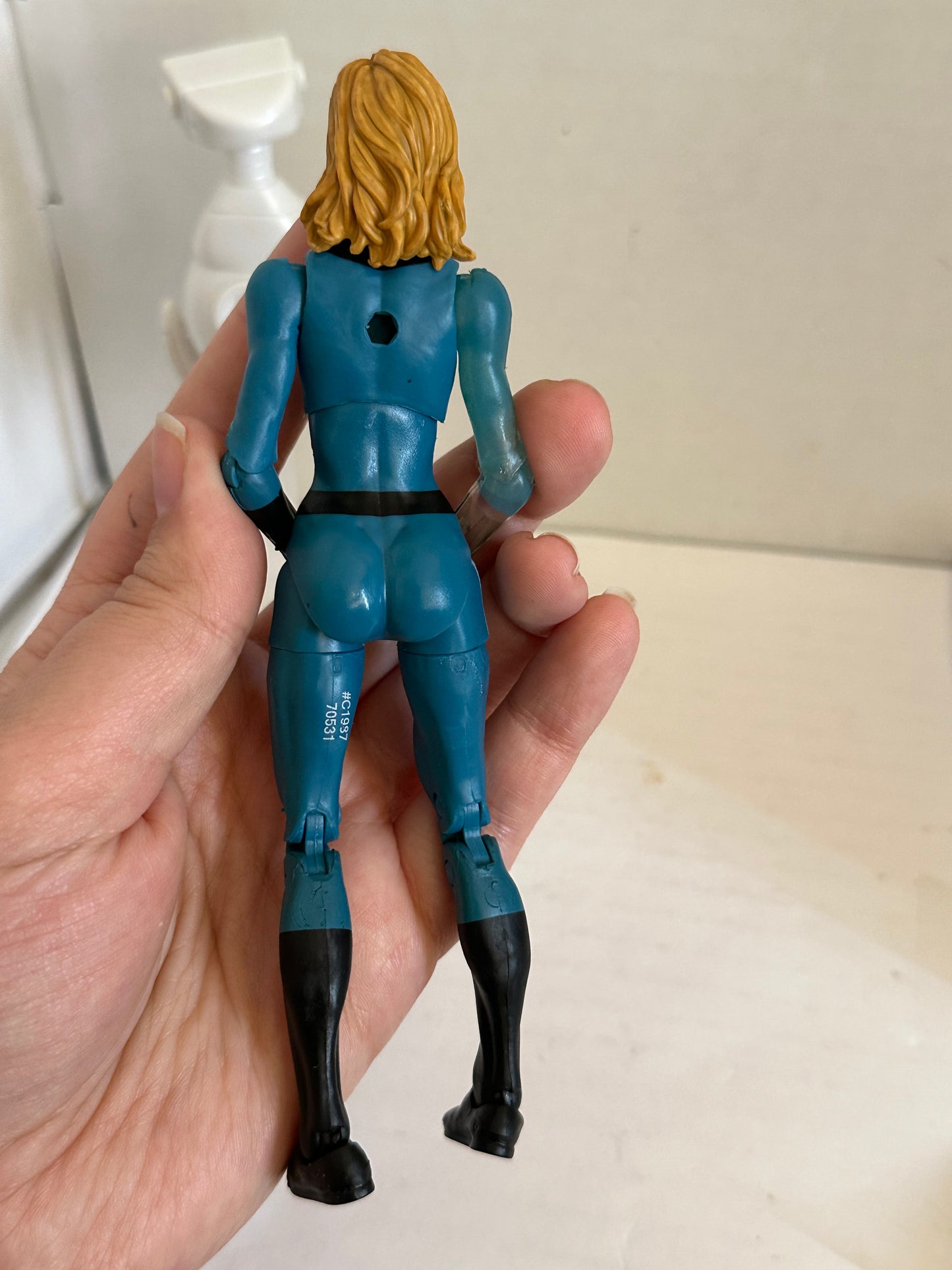 Marvel Legends 6" Inch Walgreens Fantastic Four 4 Invisible Woman Loose
