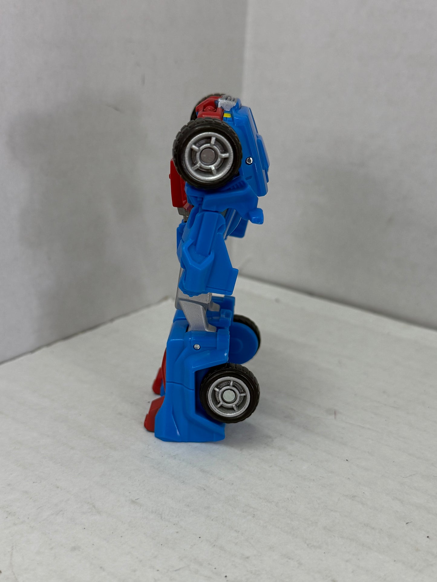 Transformers Generations Legends Class Gears Loose Complete #1