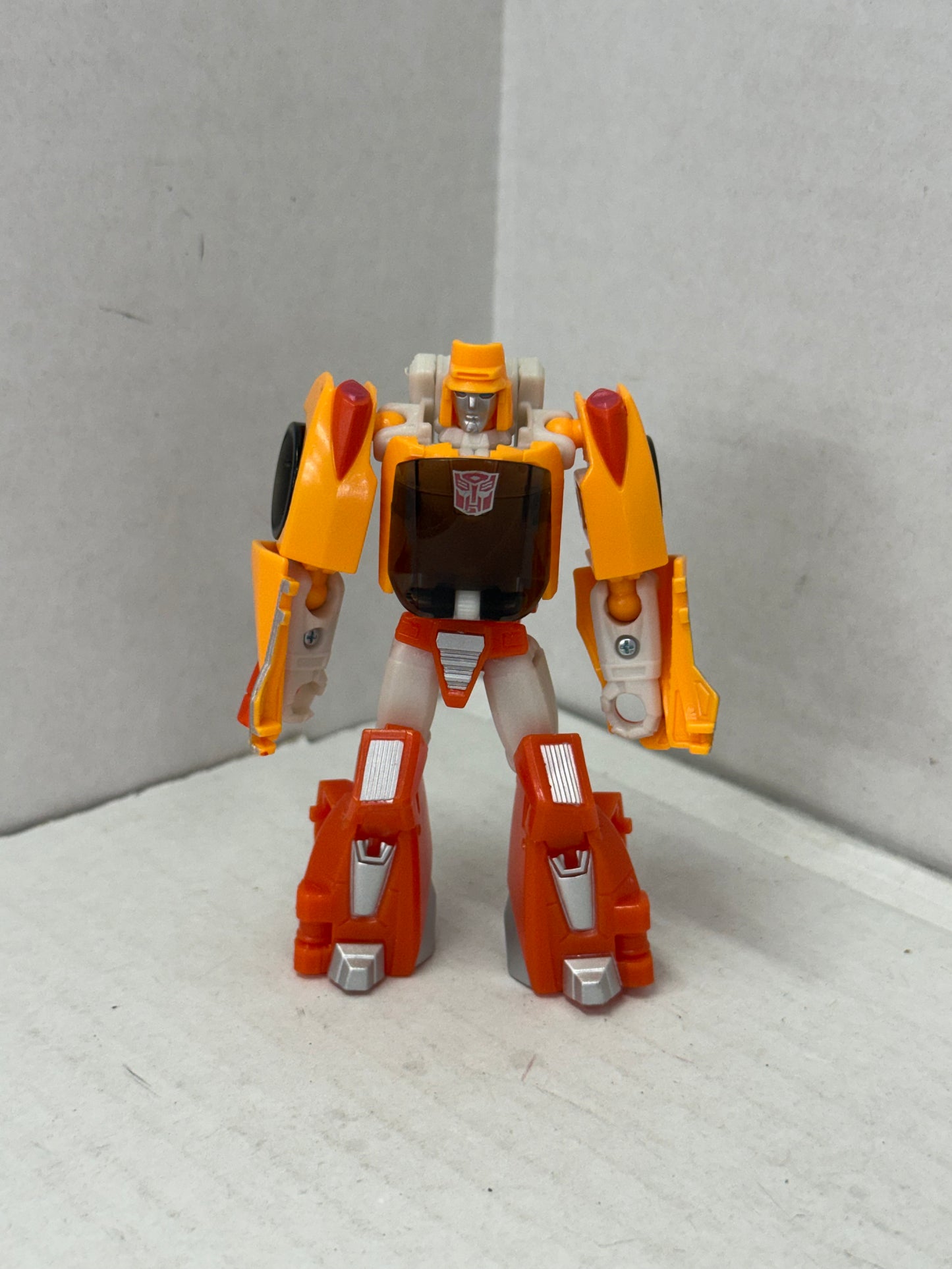 Autobot Wheelie Complete Legends Generations - Titans Return Transformers #1