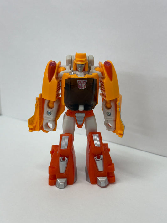 Autobot Wheelie Complete Legends Generations - Titans Return Transformers #3