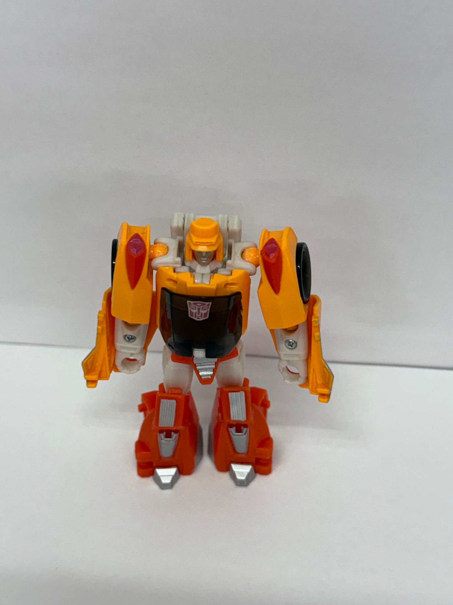 Autobot Wheelie Complete Legends Generations - Titans Return Transformers #4