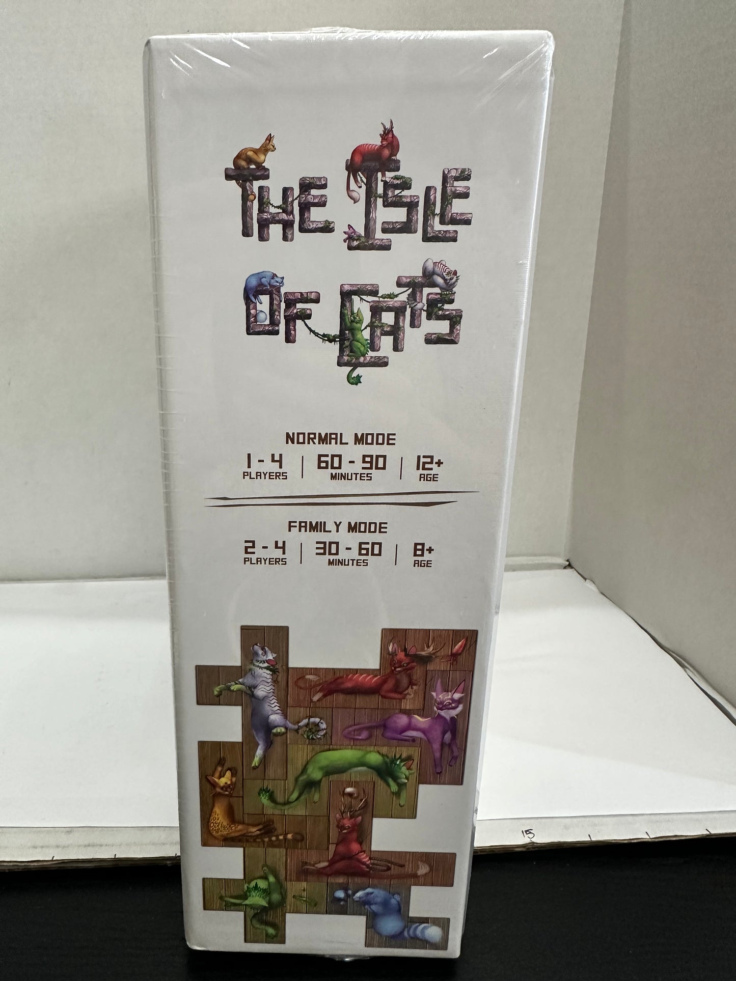 City Of Game Isle Of Cats Strategy Board Game Family Fun! New Sealed