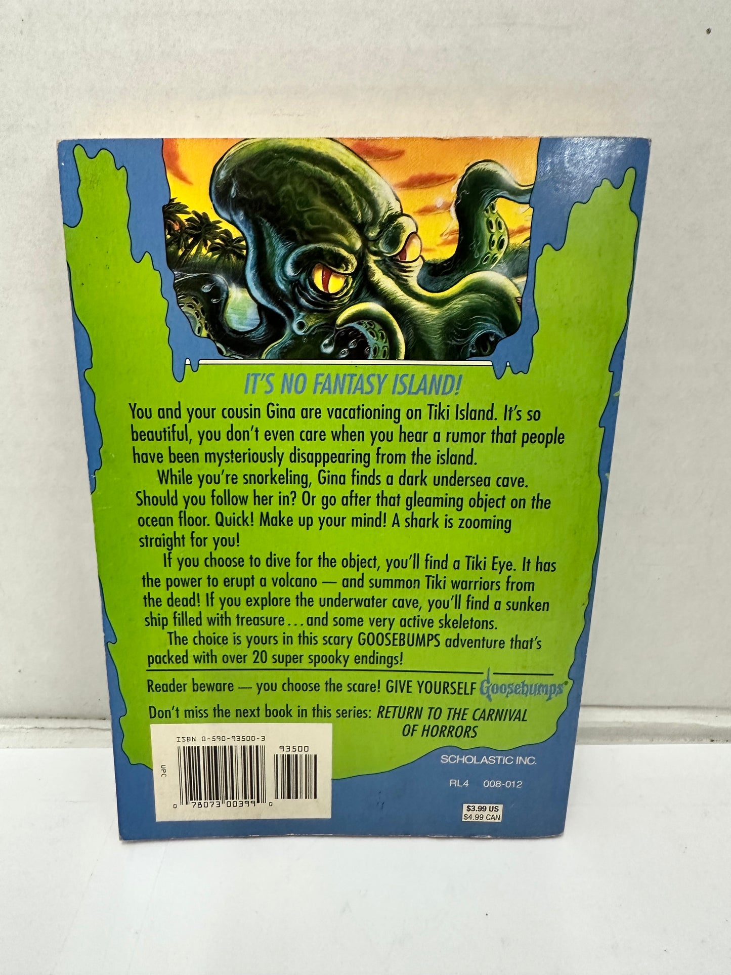 The Twisted Tale of Tiki Island, Paperback, by Stine R. L. - Acceptable
