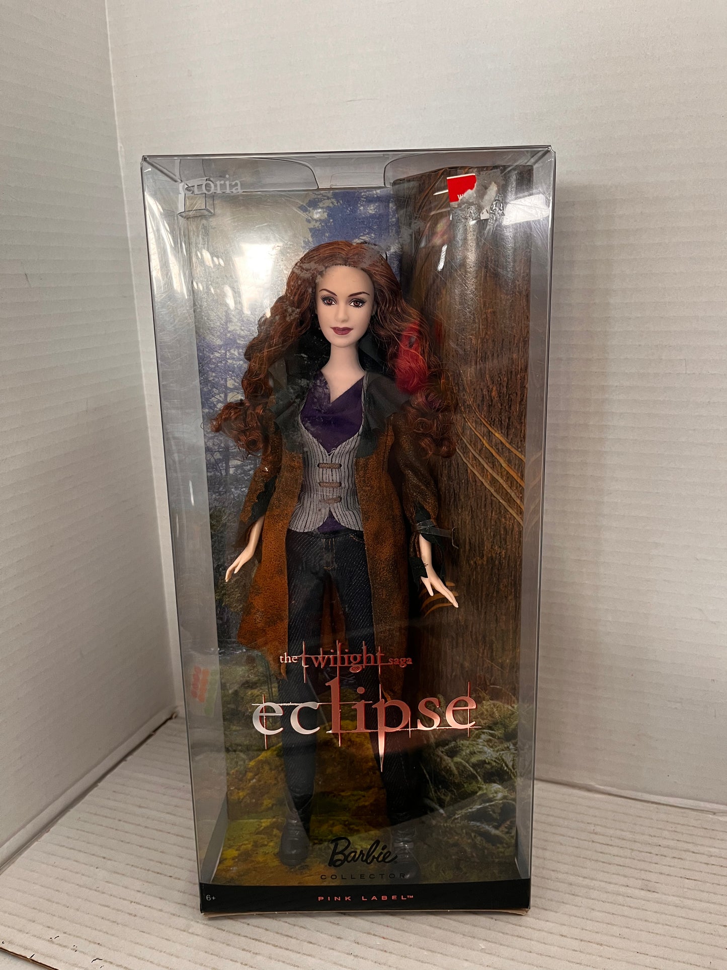 The Twilight Saga Eclipse Barbie Victoria Collector Pink Label 2010