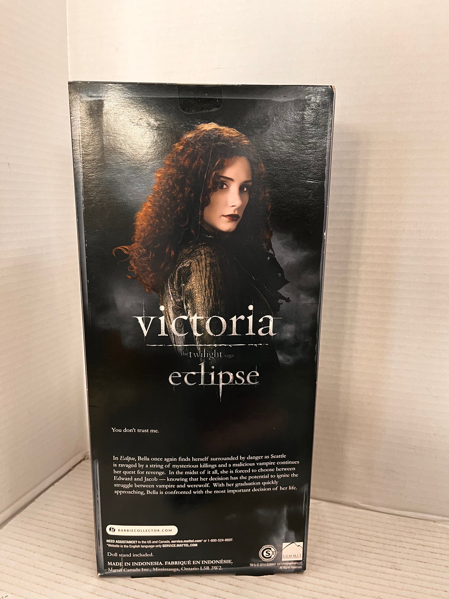 The Twilight Saga Eclipse Barbie Victoria Collector Pink Label 2010