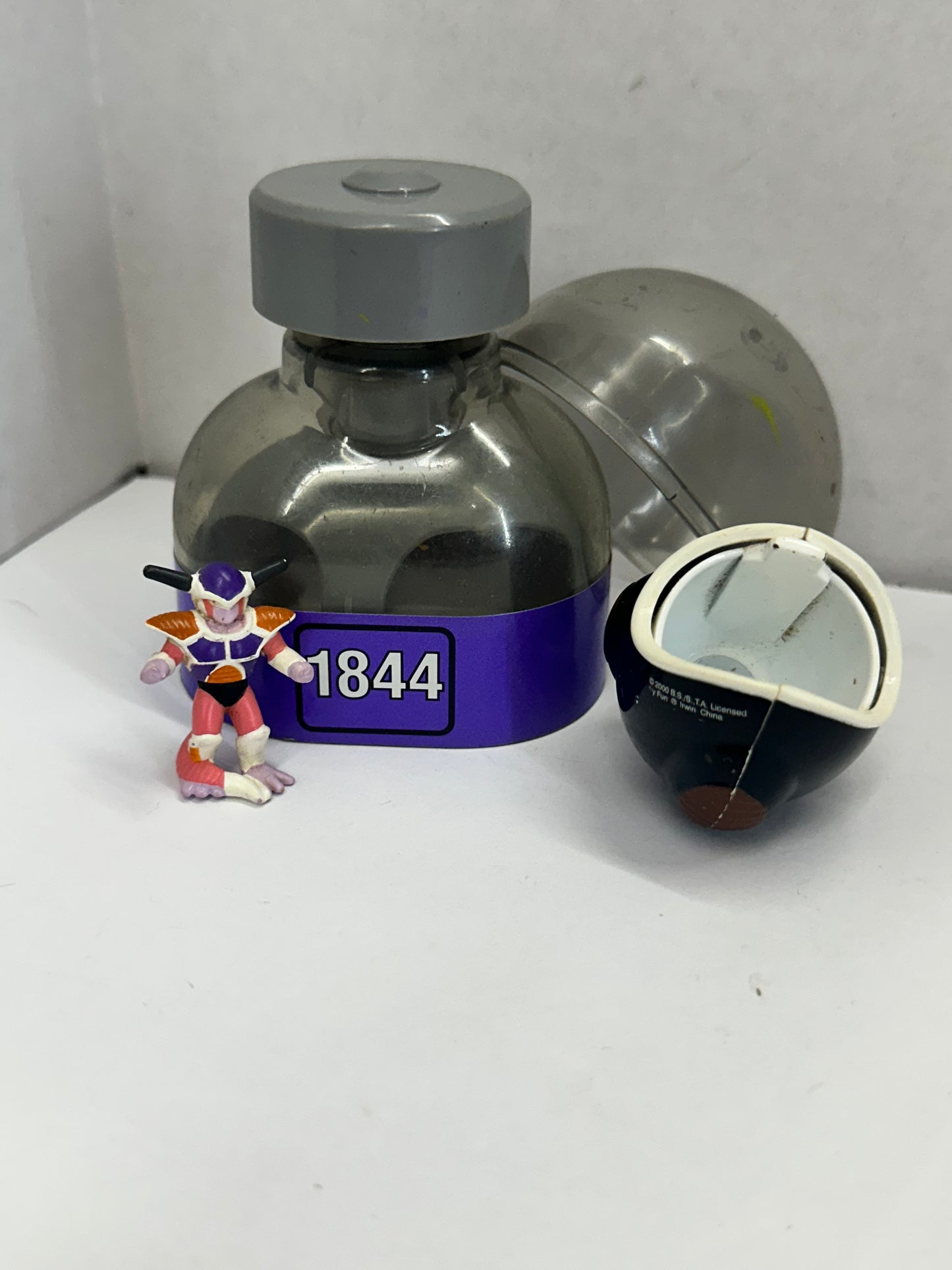 Irwin Dragon Ball Z Frieza Capsule Corporation Racing Pod Die-Cast Figure