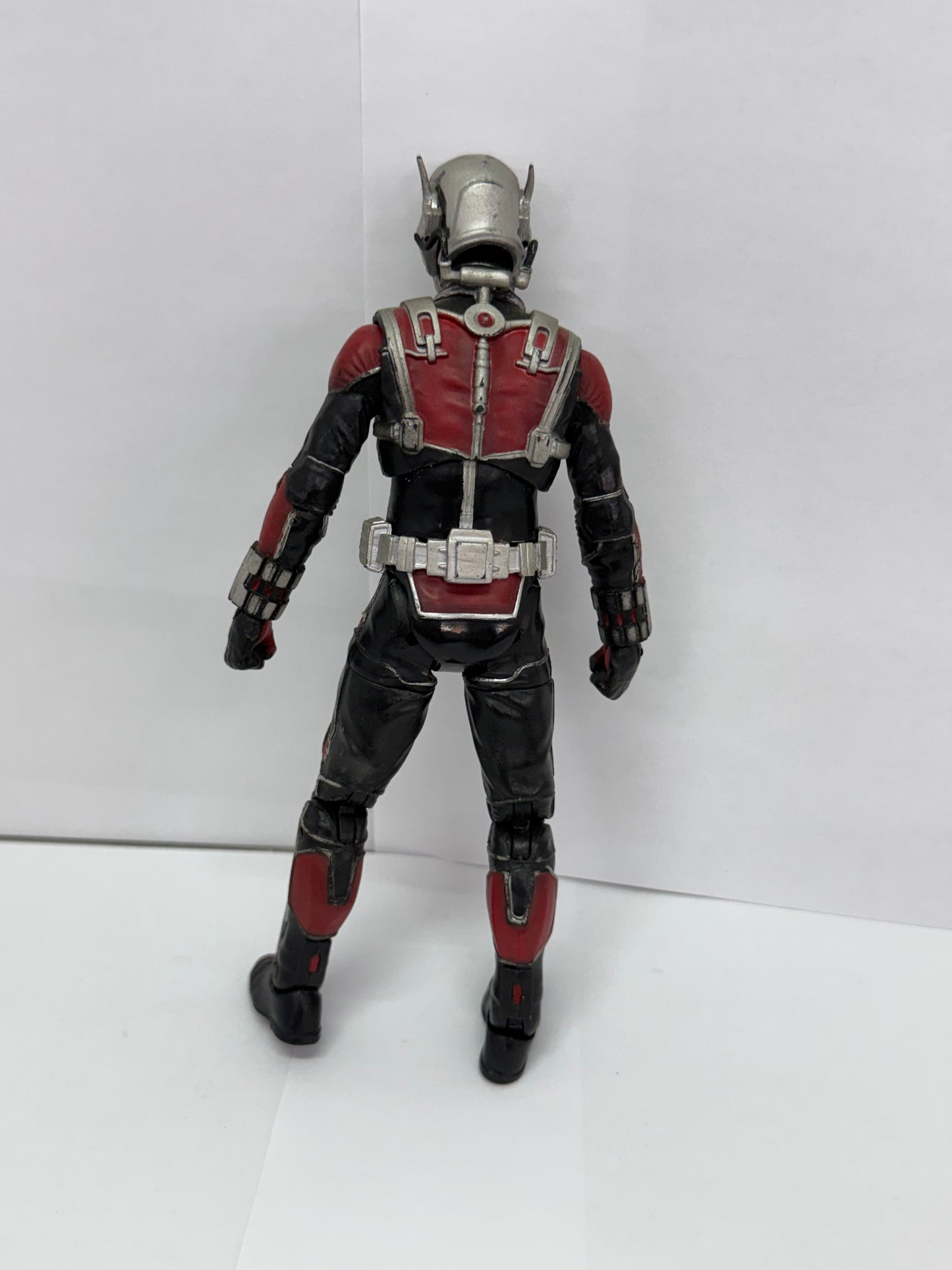 Marvel Legends Giant Man Ant Man BAF 10" Build A Figure Complete MCU Hasbro