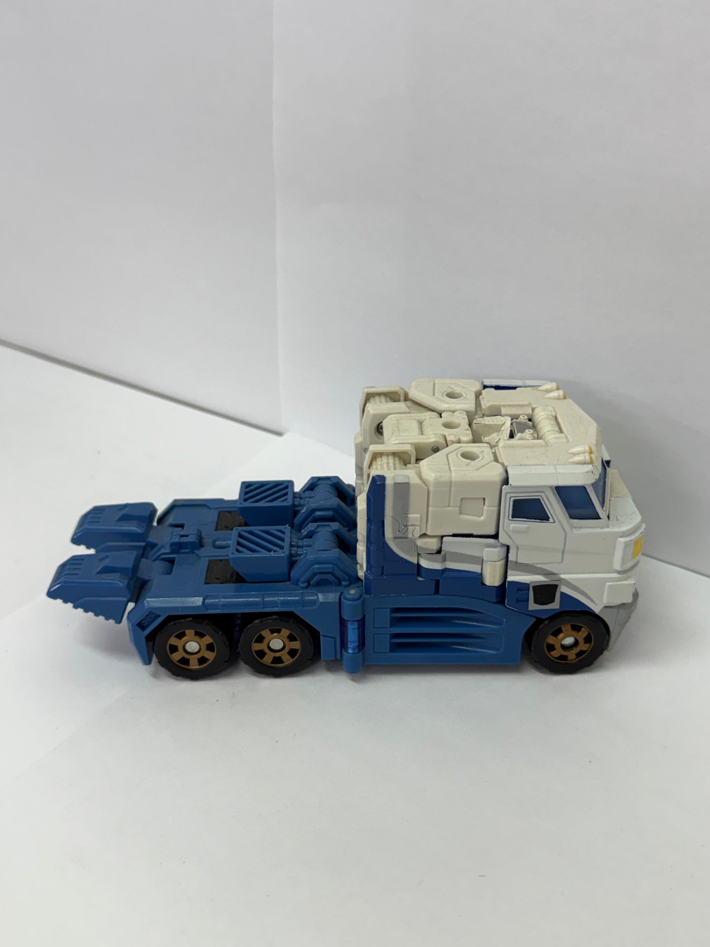 Transformers Ultra Magnus Figure Only Classics Battle For Autobot City Set