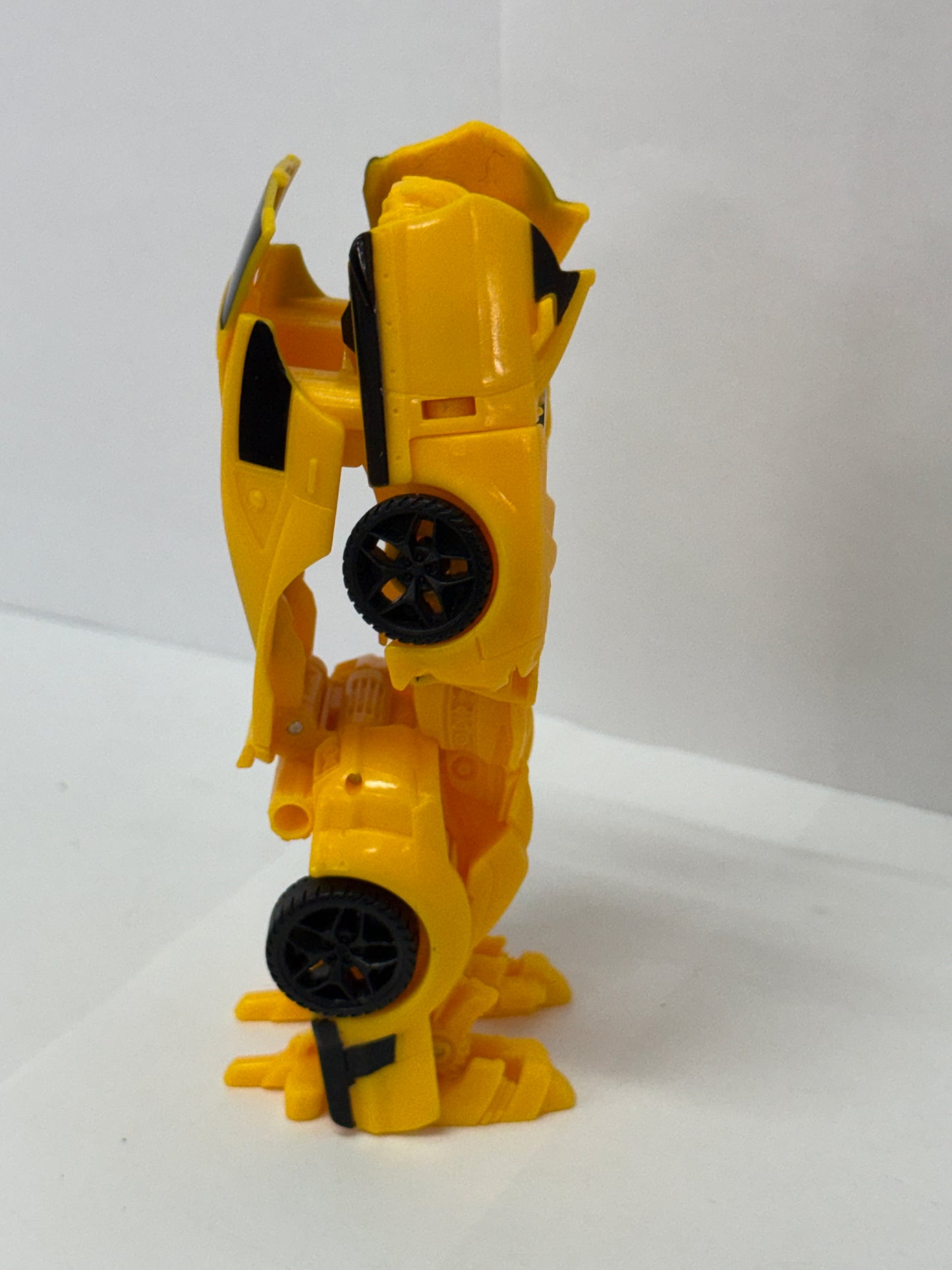 Transformers Bumblebee Cyberfire Turbo Changer 1 Step Transformer by Hasbro