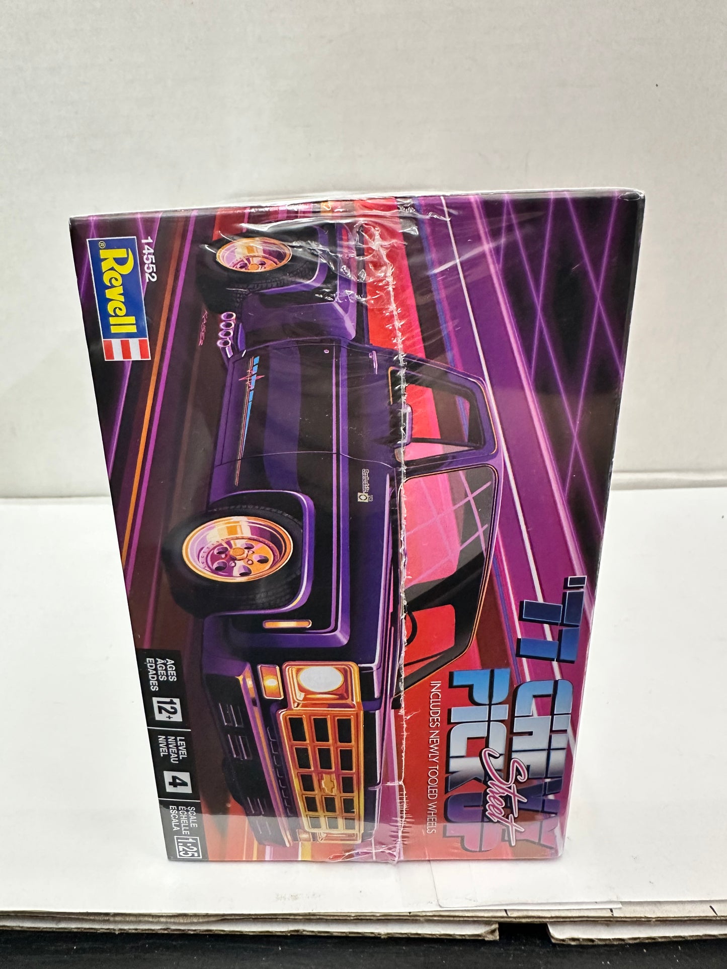 Revell 1/25 77 Chevy Street Pickup Plastic Model Kit
