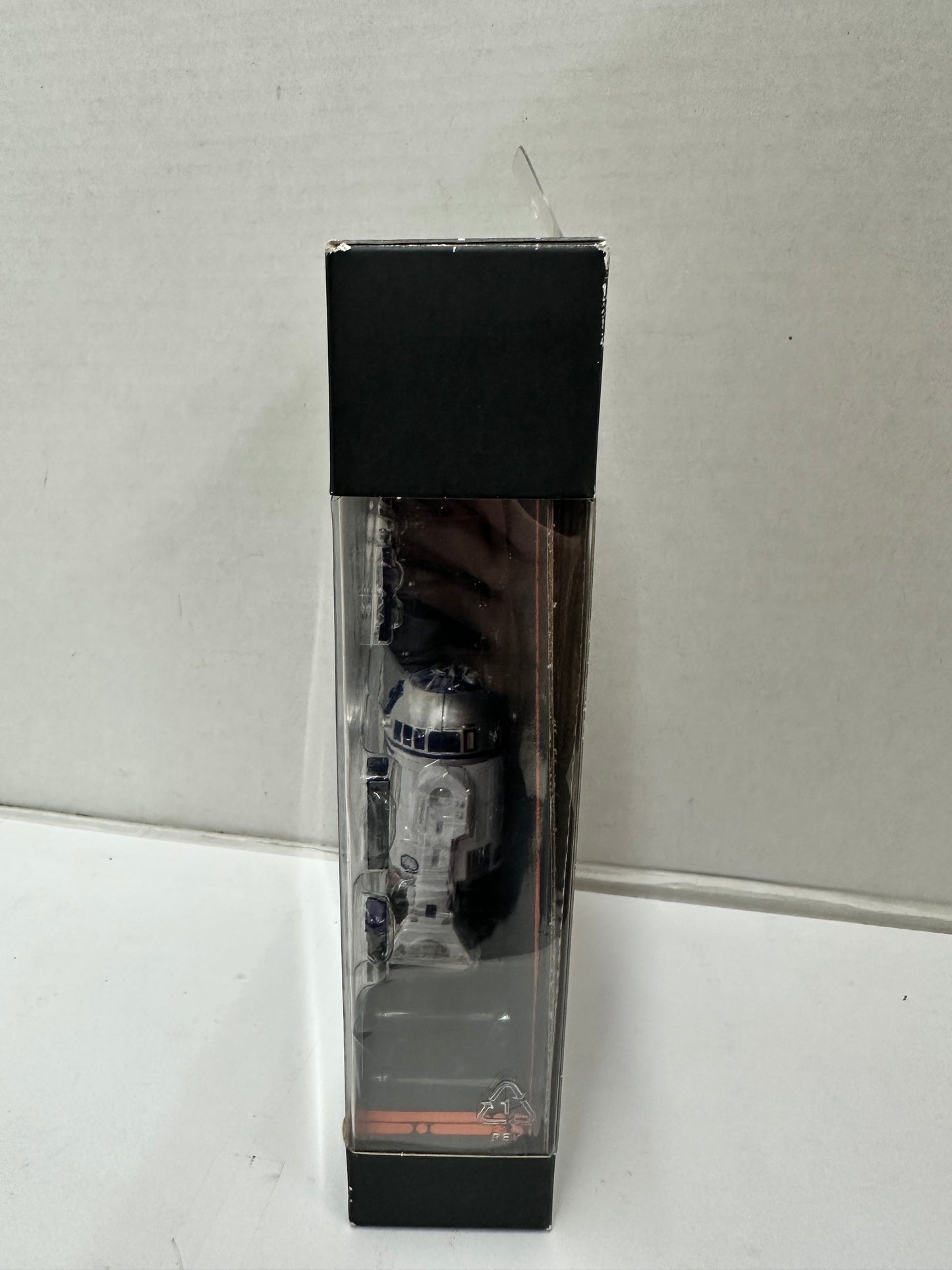 Hasbro Star Wars The Black Series: R2-D2 Action Figure