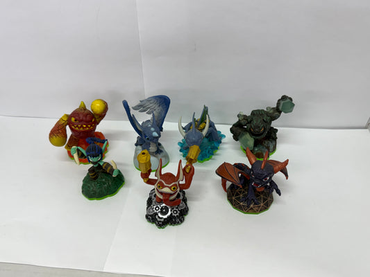 Skylanders 2011 Spyros Adventure Action Figures Lot of 7 - #1