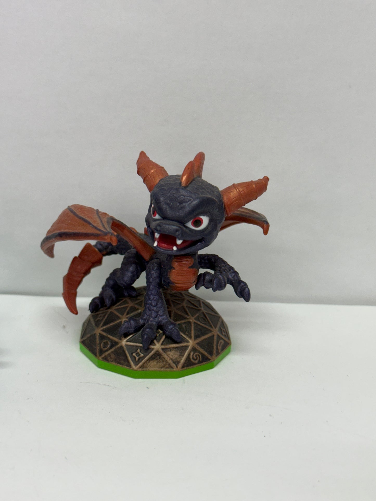 Skylanders 2011 Spyros Adventure Action Figures Lot of 7 - #1