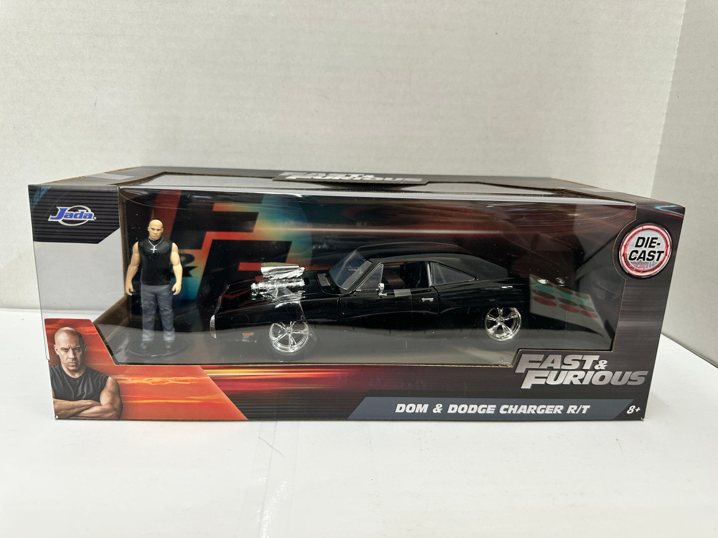 Jada Toys - 1:24 Fast & Furious 1 - Dodge Charger R/T with Dom Figure [New Toy]