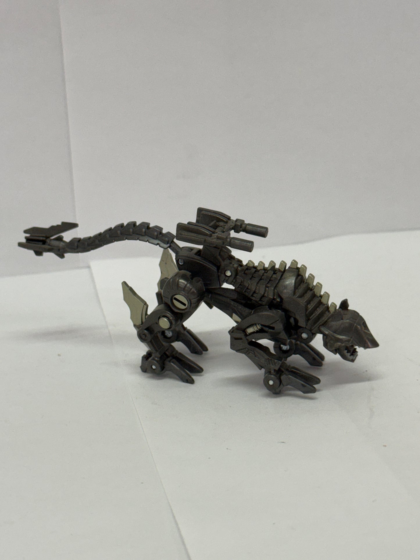 Transformers Ravage Complete HFTD Legends Class Hunt for the Decepticons