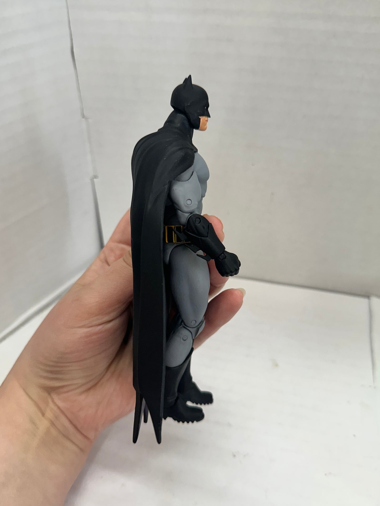 DC Multiverse Collectibles DC Icons Rebirth Batman 6" Action Figure Toy