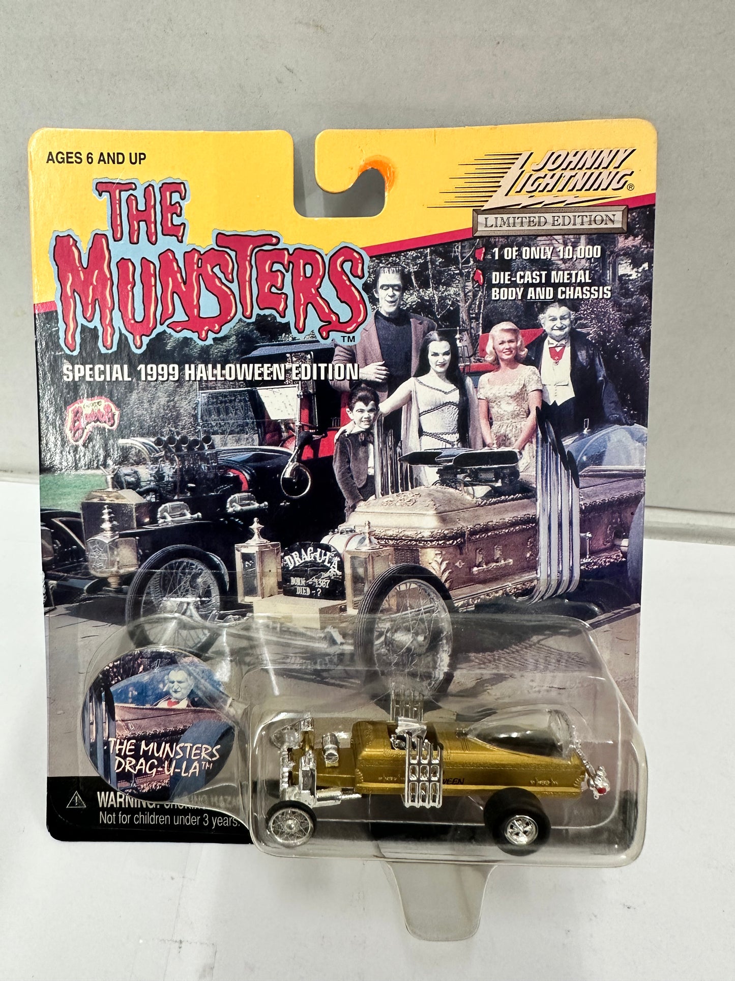 Johnny Lightning The Munsters Special 1999 Halloween Edition Drag-U-La