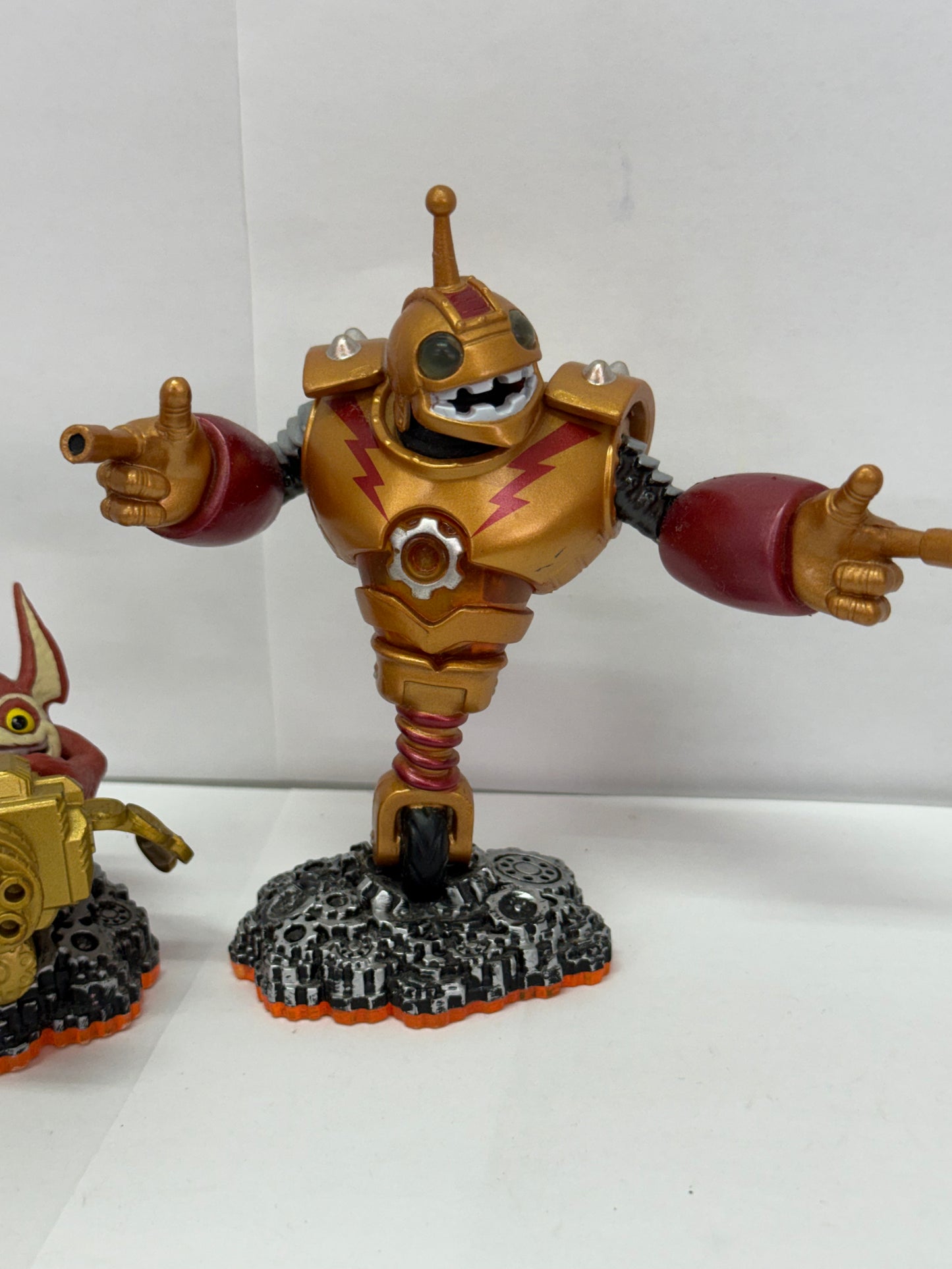 Skylanders Giants Tech Element Figure Lot