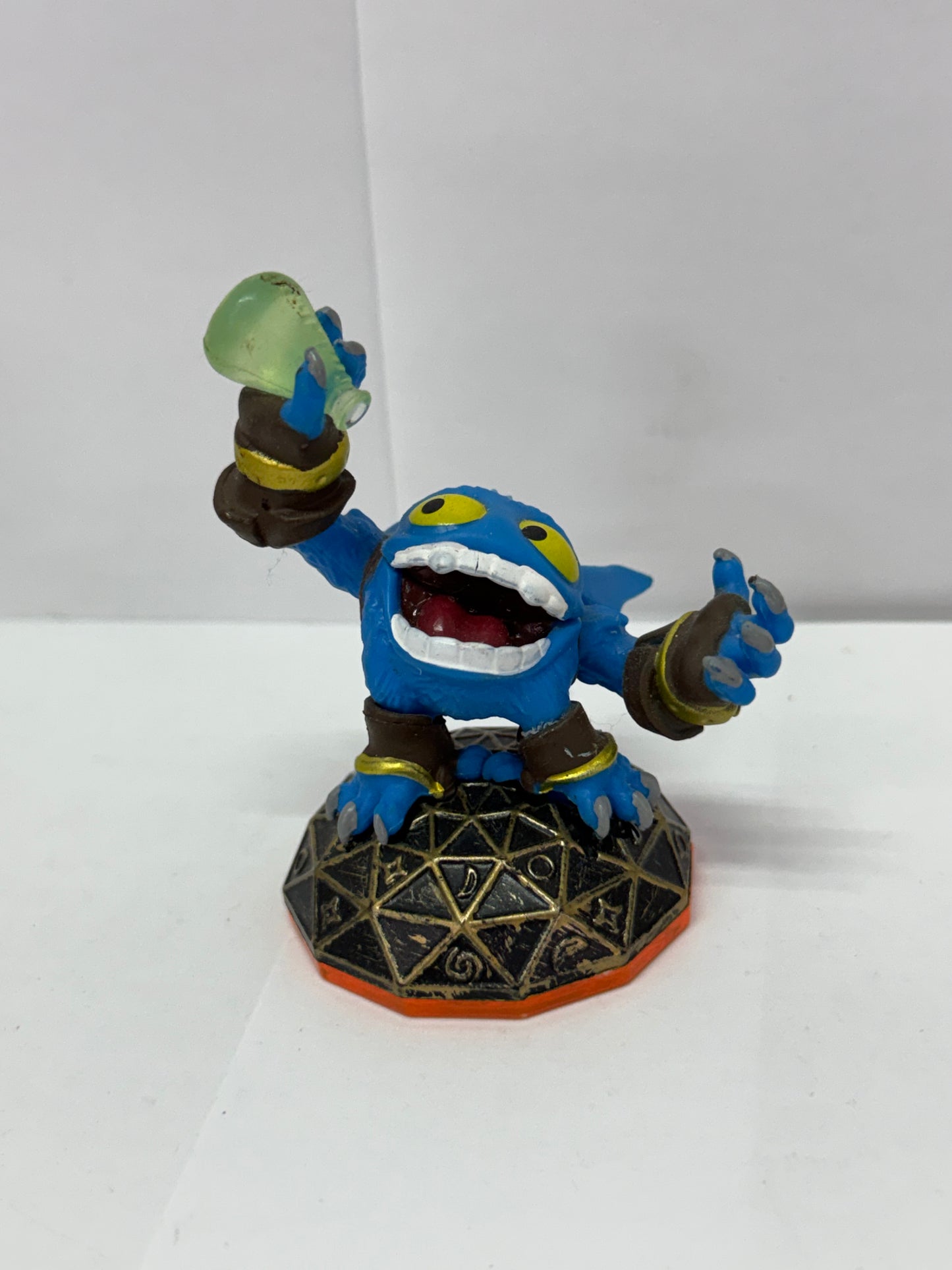 Skylanders Giants and Series 1 Figures, Lot of 3 - JetVac, PopFizz, Fright Rider