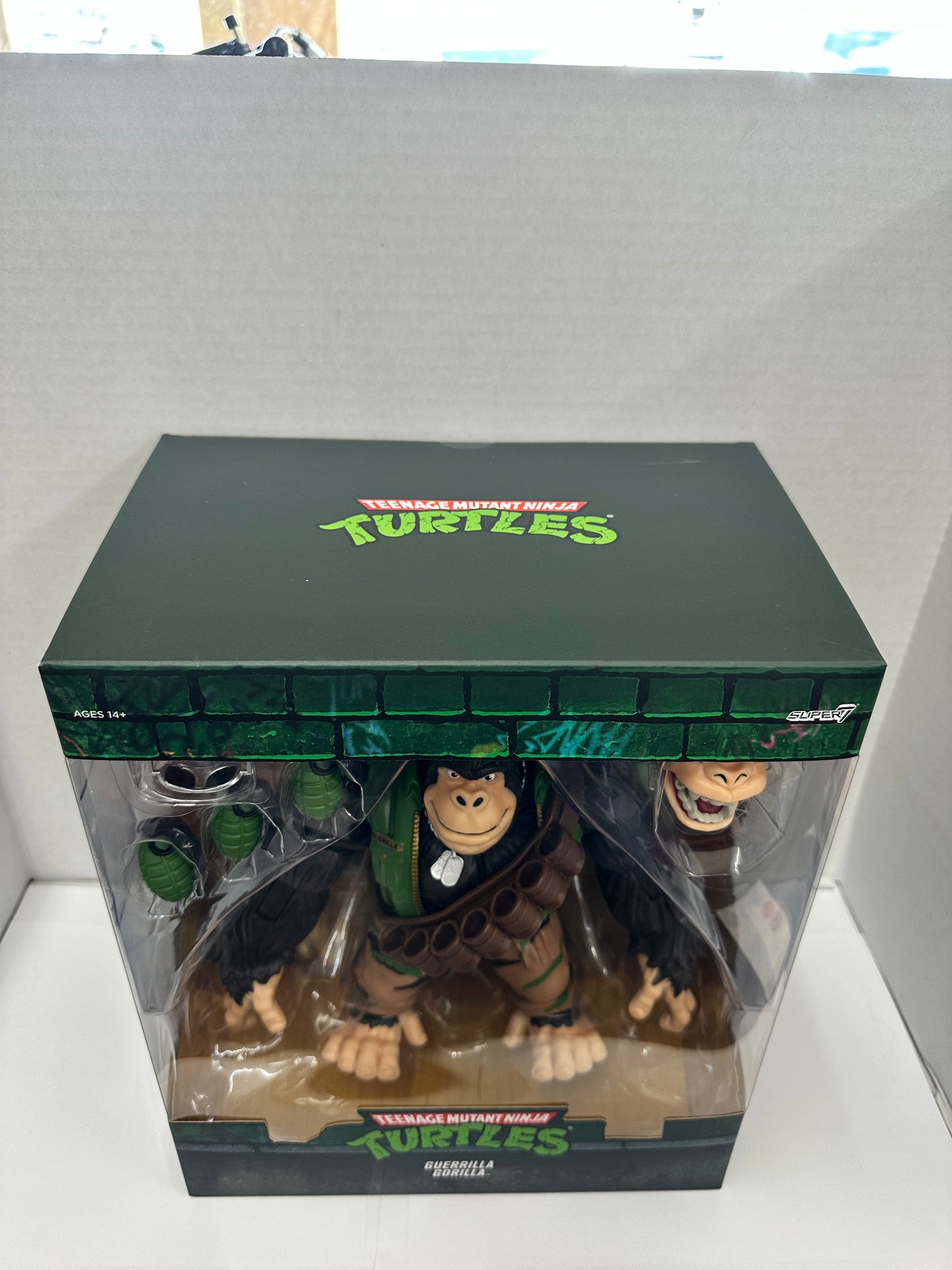 Teenage Mutant Ninja Turtles Ultimates Guerilla Gorilla 7-Inch Action Figure