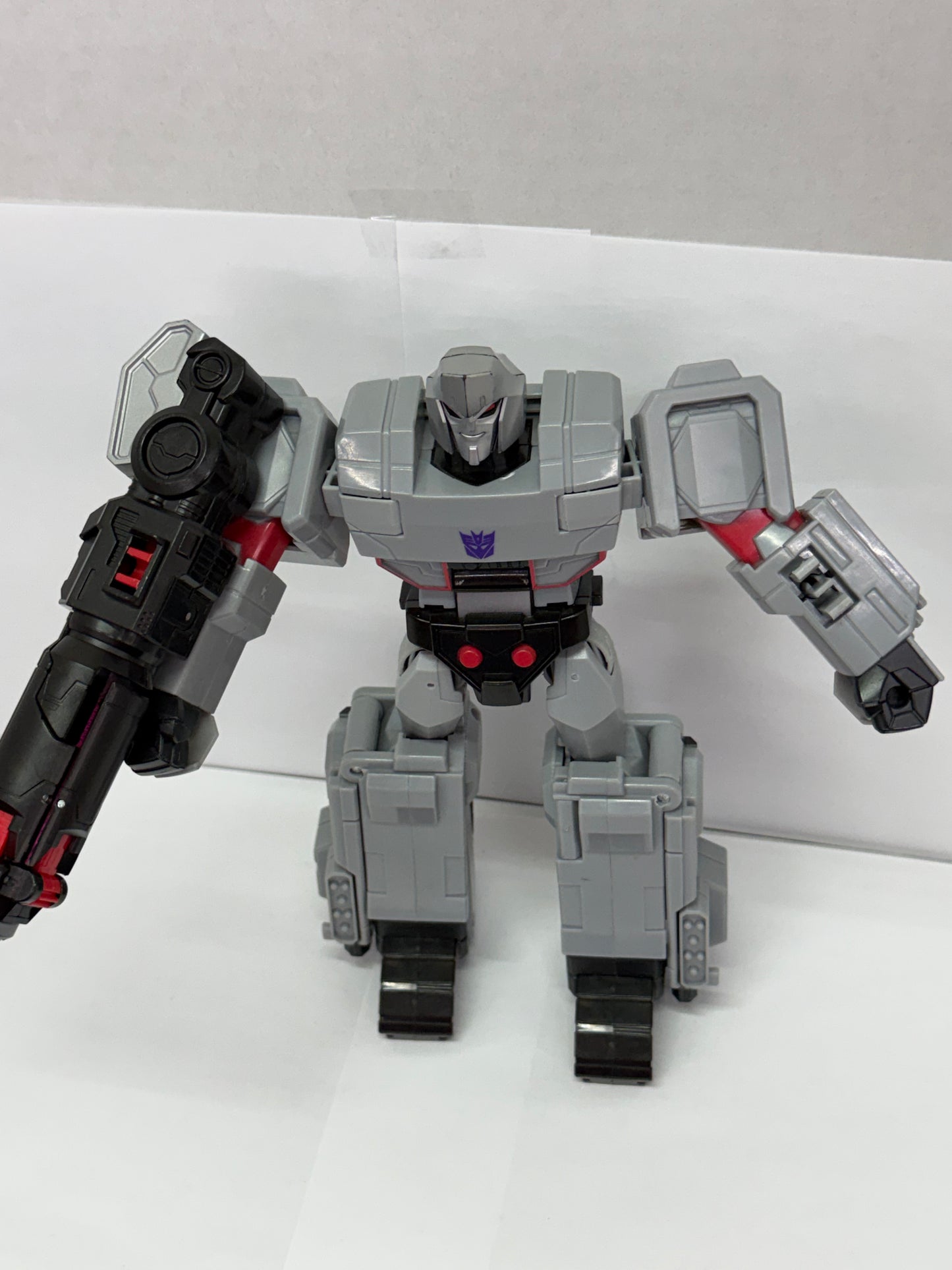 Hasbro TRANSFORMERS Megatron CYBERVERSE Ultimate Class Fusion Mega Shot Figure