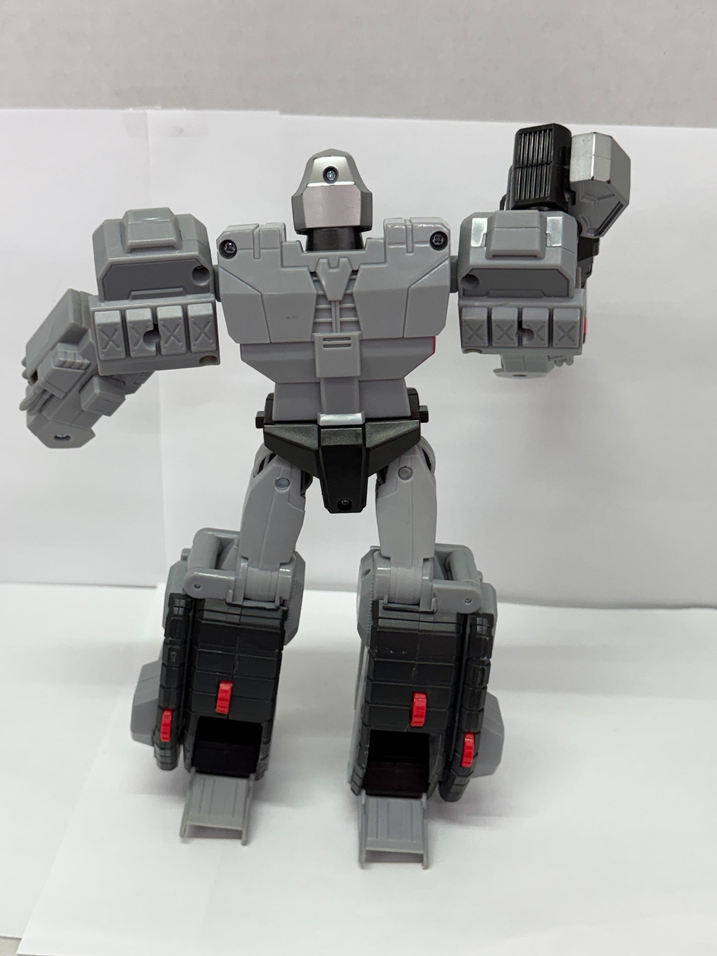 Hasbro TRANSFORMERS Megatron CYBERVERSE Ultimate Class Fusion Mega Shot Figure