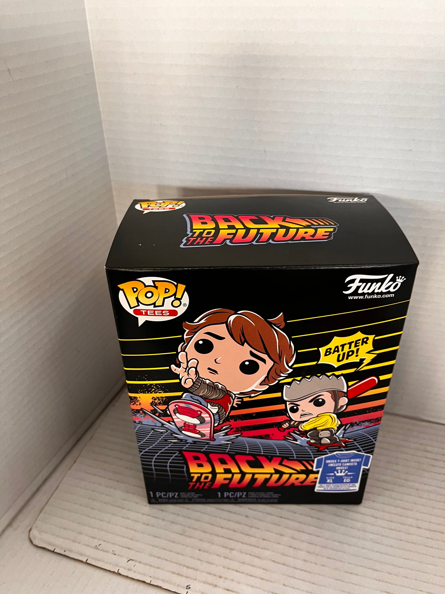 Funko Pop! Movies: Back to The Future - Marty Figure and T-Shirt - XL