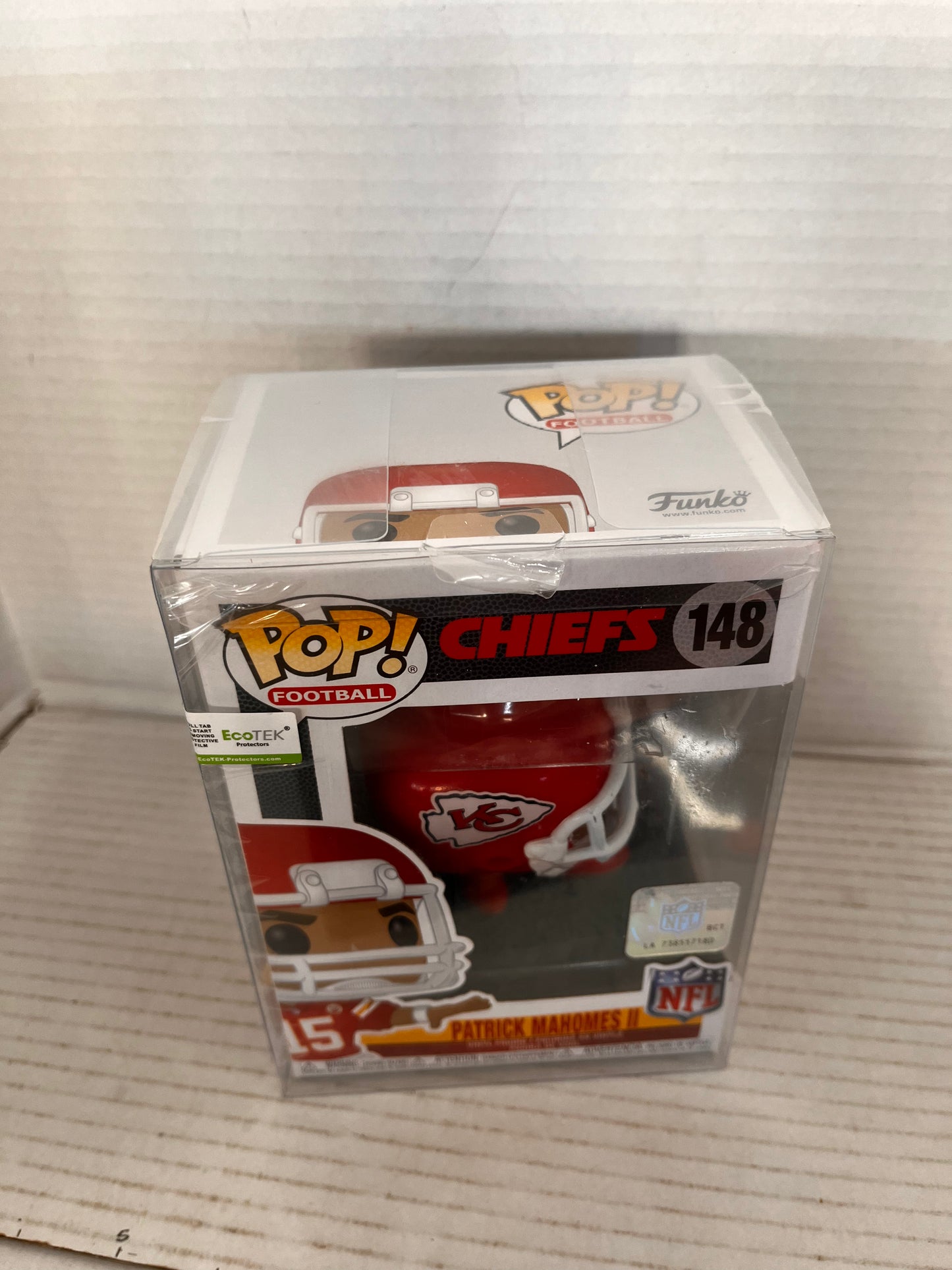 Funko Pop! Football Kansas City Chiefs Patrick Mahomes 148 W/ Pop Protector