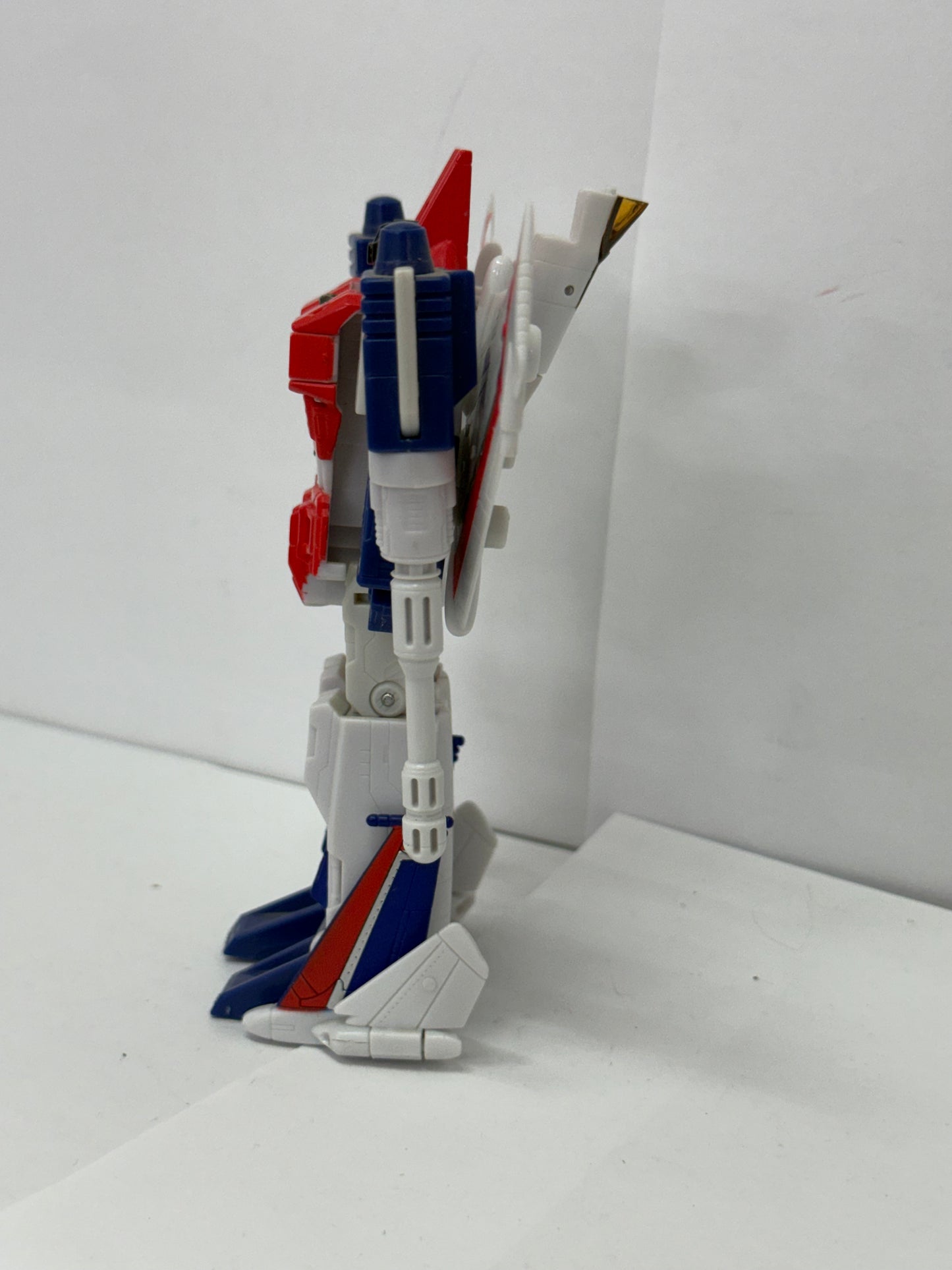 Transformers Universe Deluxe Class DECEPTICON STARSCREAM Loose Complete #1