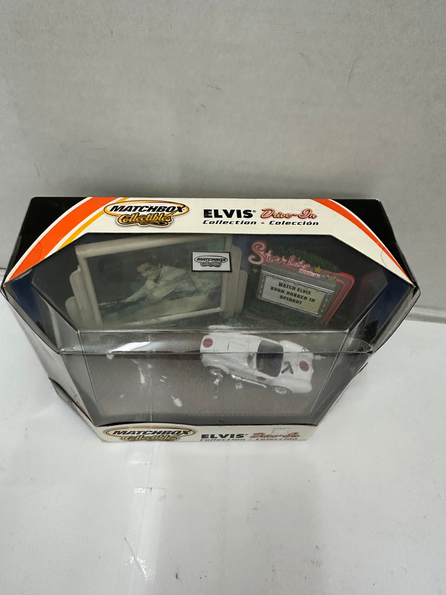 Matchbox Collectibles ELVIS Drive-In Viva Las Vegas 1956 Ford Fairlane Sunliner