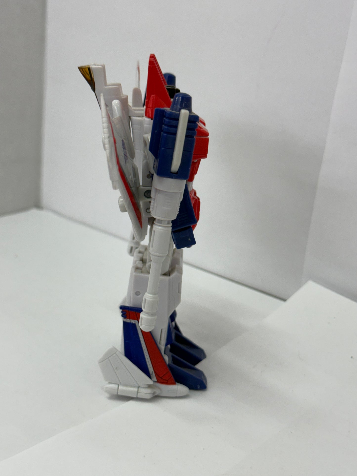 Transformers Universe Deluxe Class DECEPTICON STARSCREAM Loose Complete #1