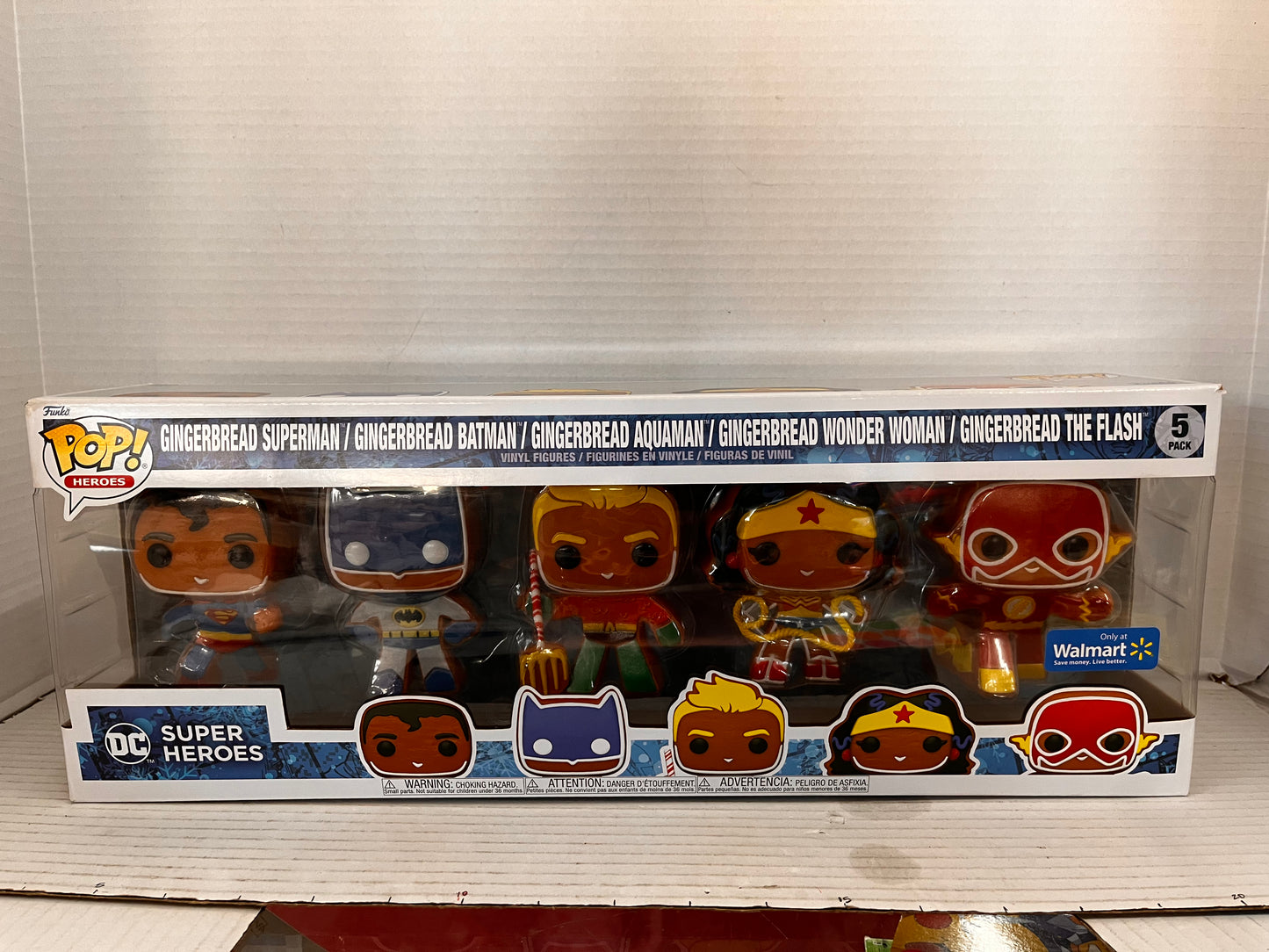 Funko Pop! Vinyl: DC Gingerbread Superman, Batman, Aquaman, Wonder Woman, Flash