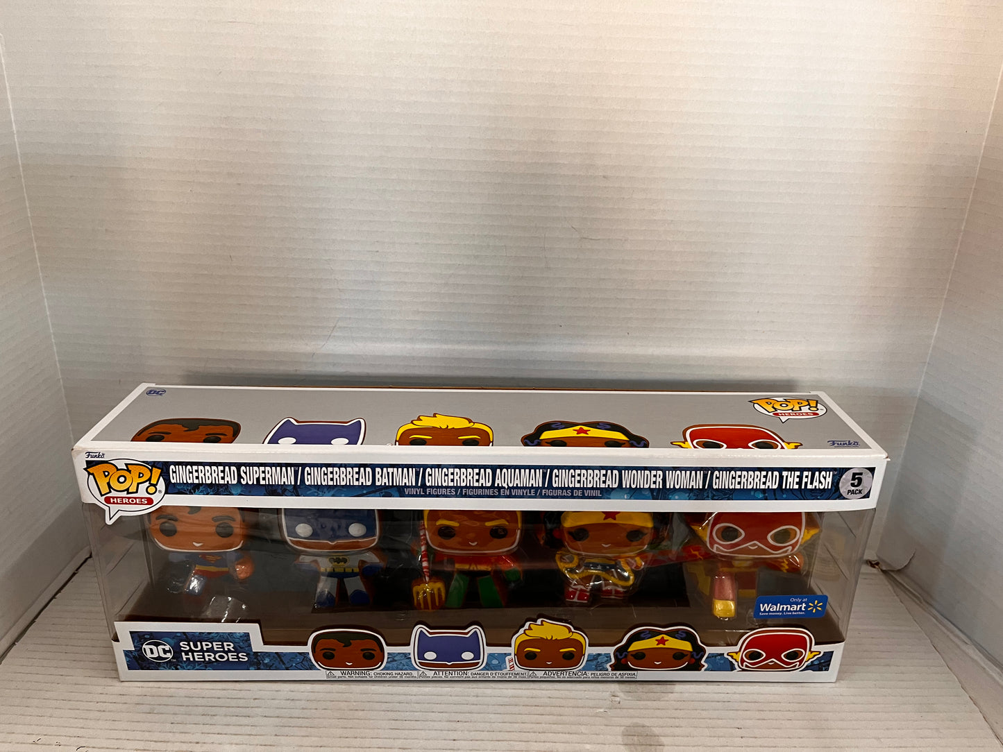 Funko Pop! Vinyl: DC Gingerbread Superman, Batman, Aquaman, Wonder Woman, Flash