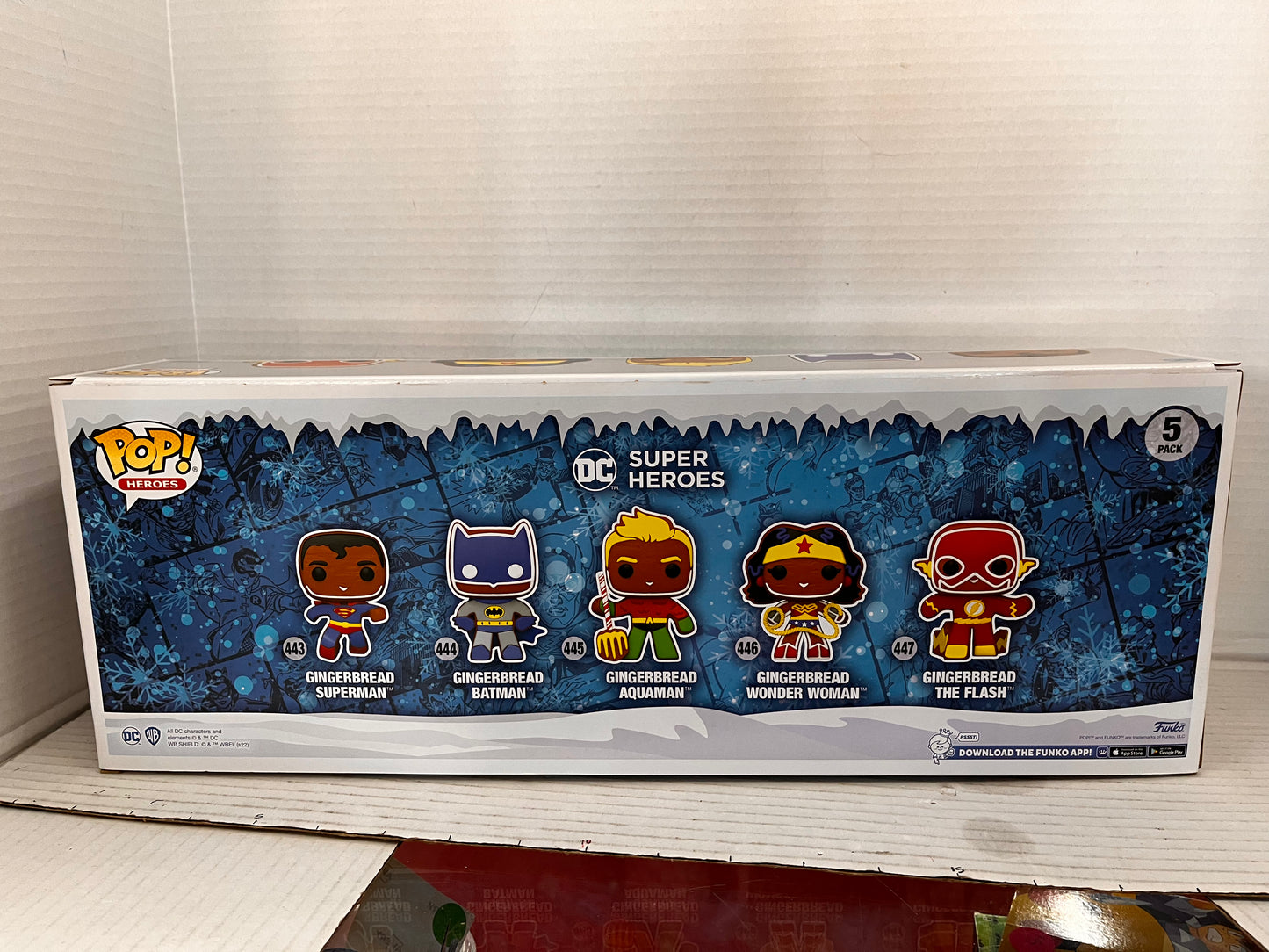 Funko Pop! Vinyl: DC Gingerbread Superman, Batman, Aquaman, Wonder Woman, Flash