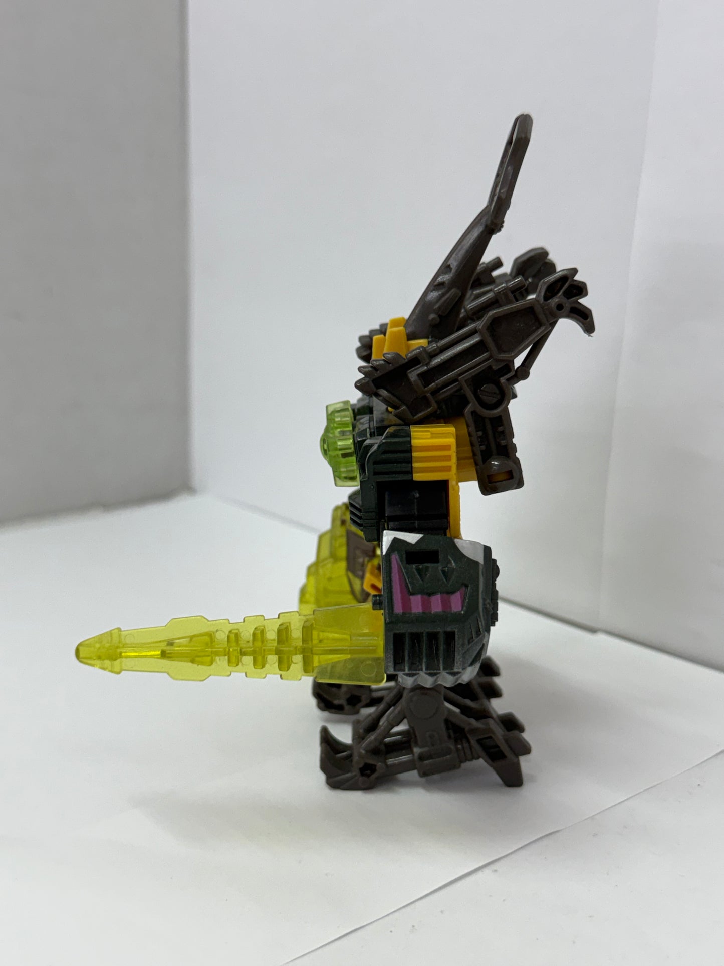 Transformers Universe Insecticon Terrorcon - 100% Complete