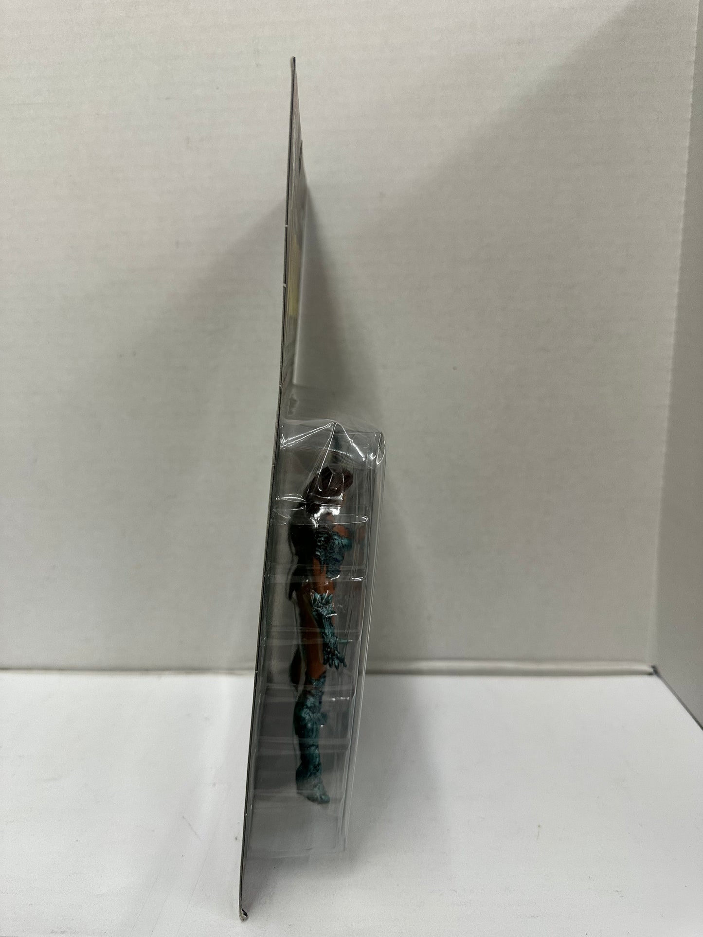 1998 Moore Action Collectibles Sara Pezzini As Witchblade 6" Action Figure